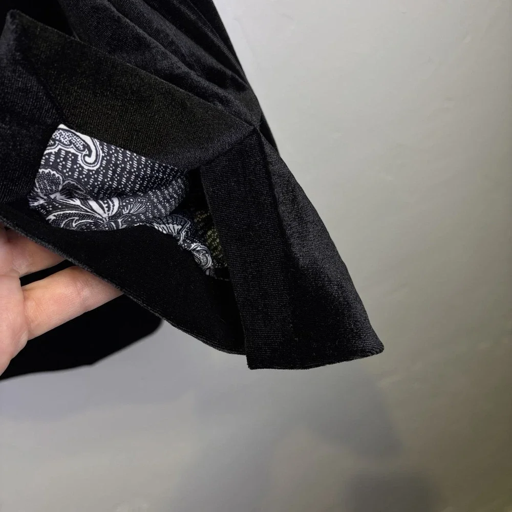 GNW NWT Woman's Velvet Velour Blazer Jacket Size‎ L Black Event Elegant Classy
